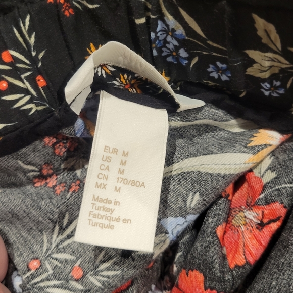 H&M Size M Black Floral Paper Bag Midi Cotton Skirt W/pockets - Picture 5 of 7